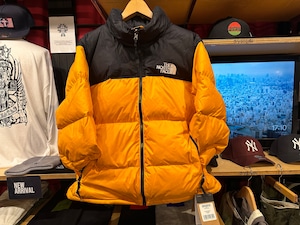 海外限定　THE NORTH FACE  NUPTSE JACKET