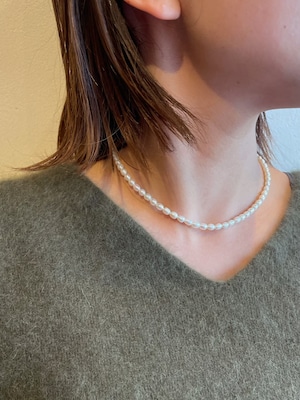 SYMPATHY OF SOUL style / Rice Pearl T-Bar Necklace