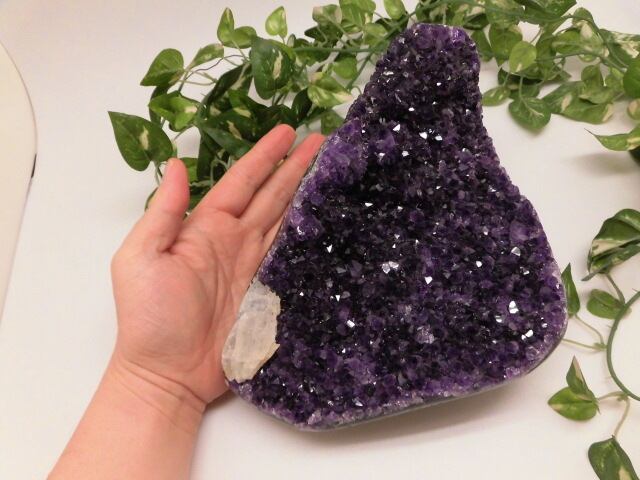 【送料無料】【高品質】 ウルグアイ産アメジスト no.1