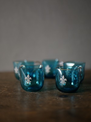 エナメルシリーズ　part.11　フルールドリスのカップ　フランスアンティーク　アンティークのある暮らし