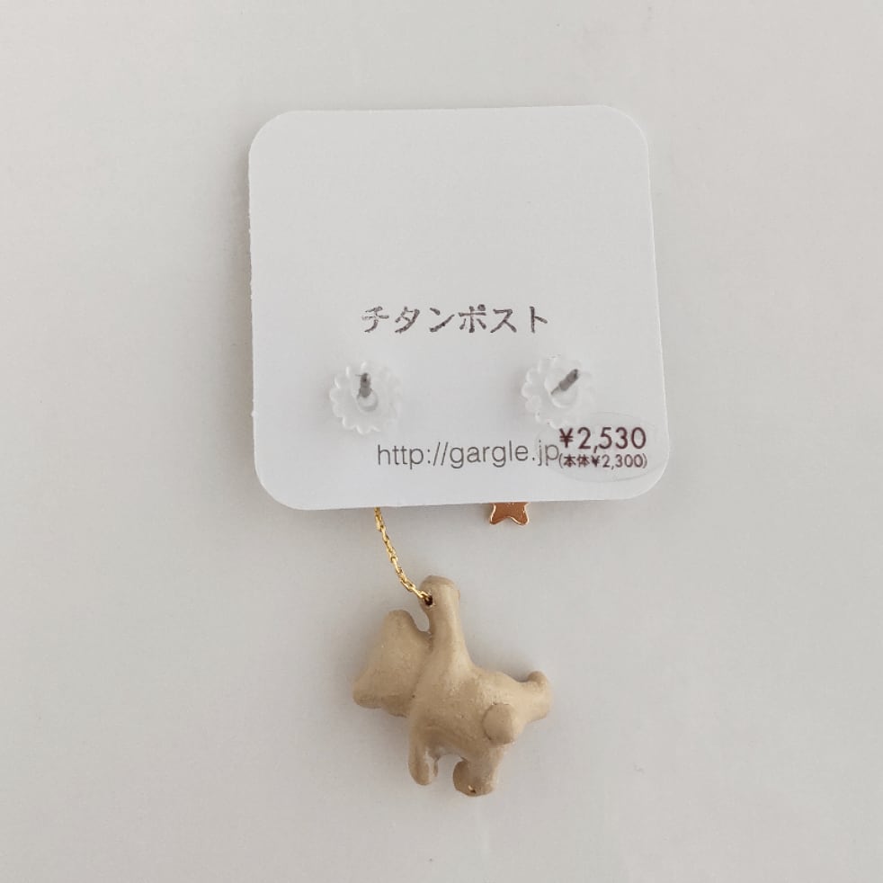 gargle 空飛ぶくま ピアス 風船 ベージュ ガーグル 送料無料 | 京都の  