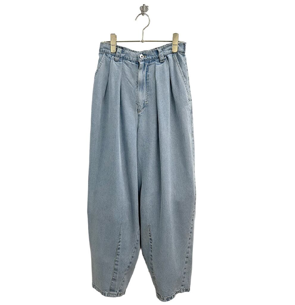 予約販売] ayane アヤン テンセルデニムタックバレルレッグパンツ