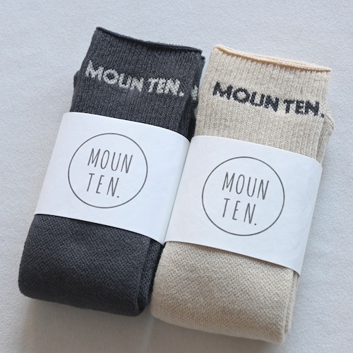 《MOUNTEN. 2025AW》tube socks (organic cotton mix)