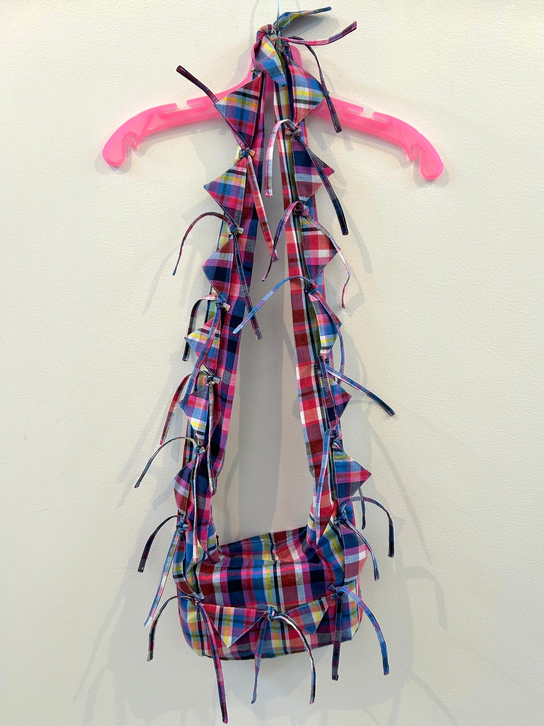 STRONGTHE mini talisman bag / pink multi