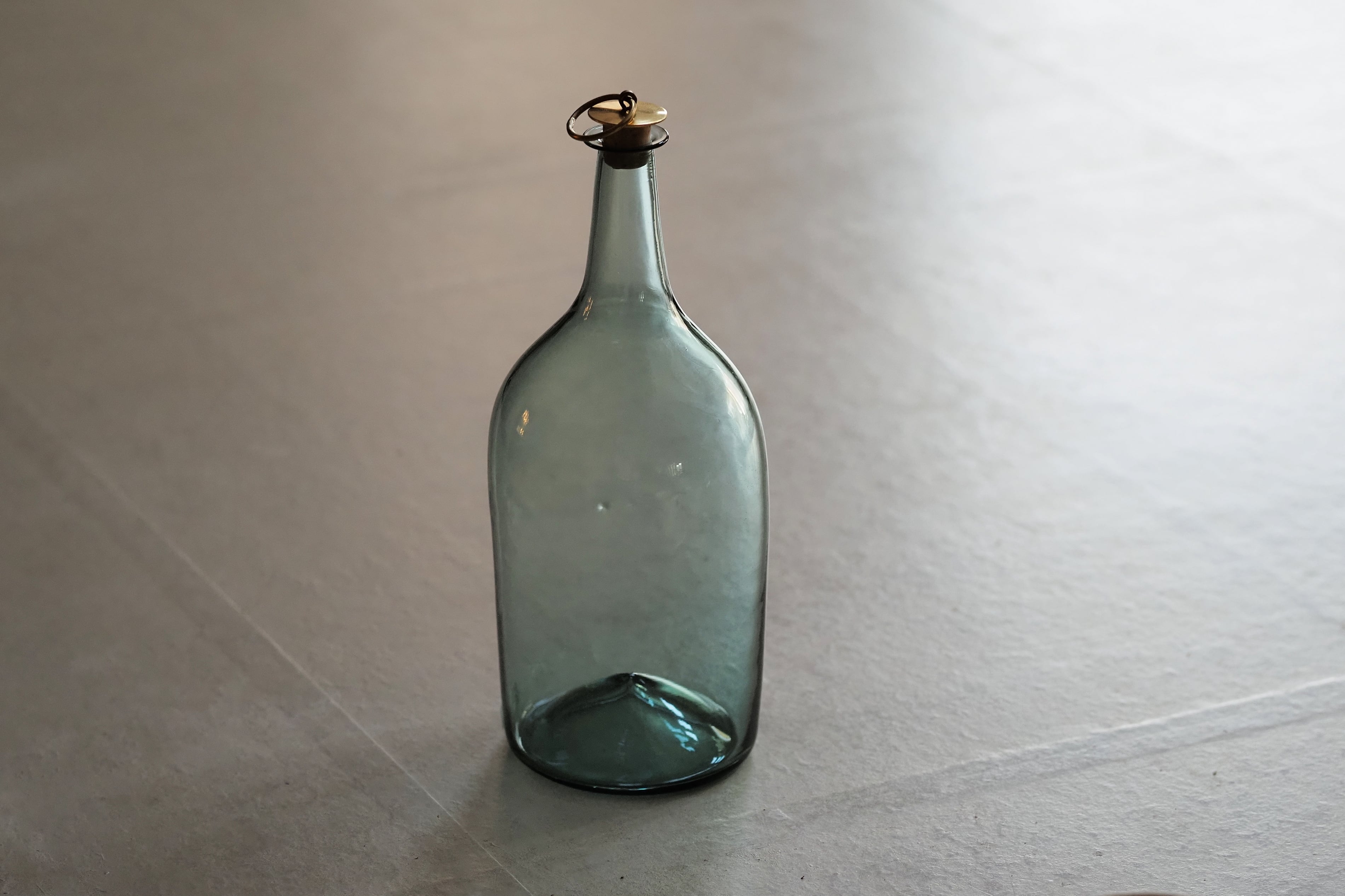 津田清和 106. 青緑酒瓶 B | 陶屋なづな