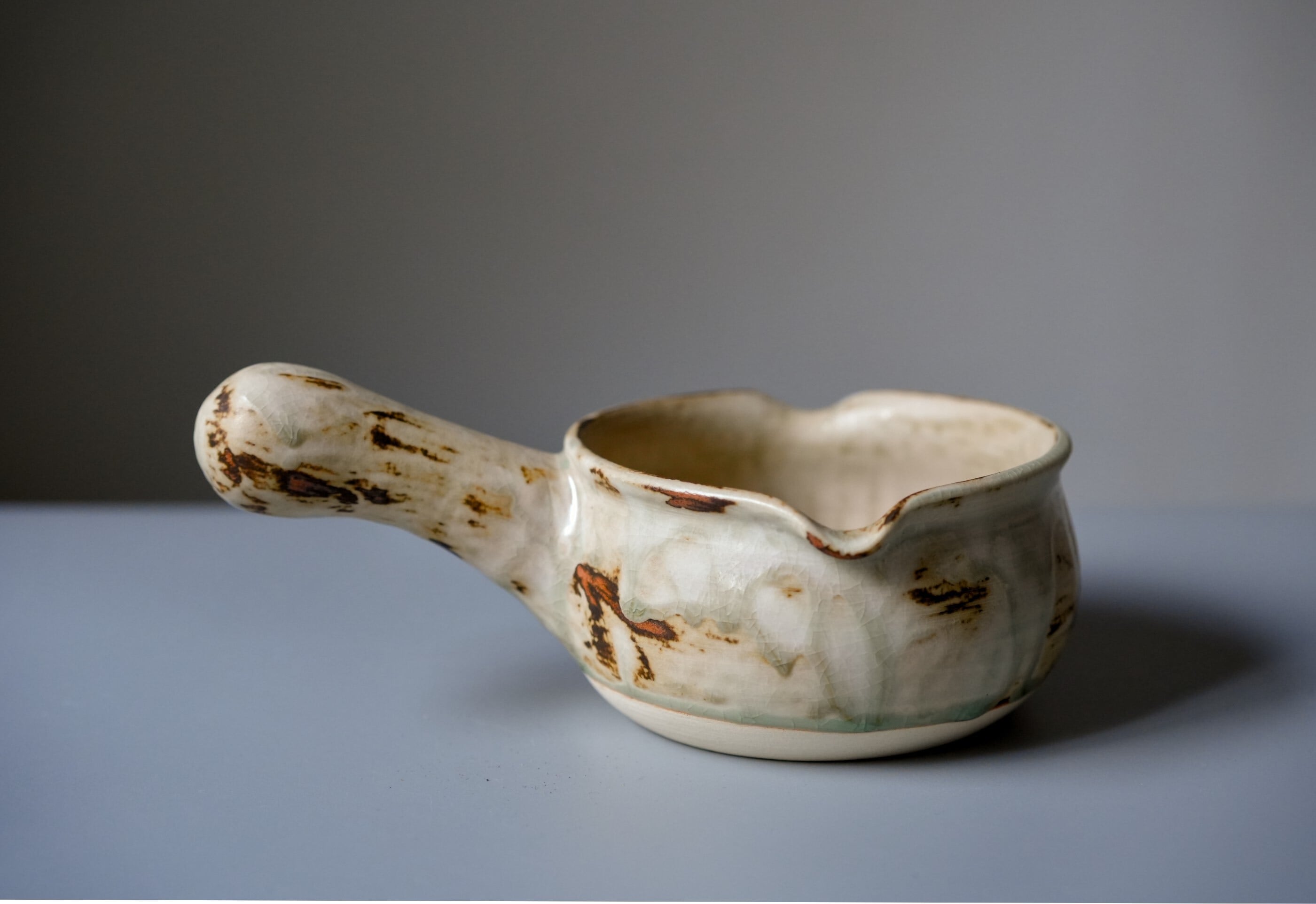 新品未使用！楠田飛鳥 陶器製持ち手付き小鍋 土鍋 ミルクパン 楠田飛鳥】ミルクパン / 【 Asuka Kusuda 】Milk Pan with | ichibutu