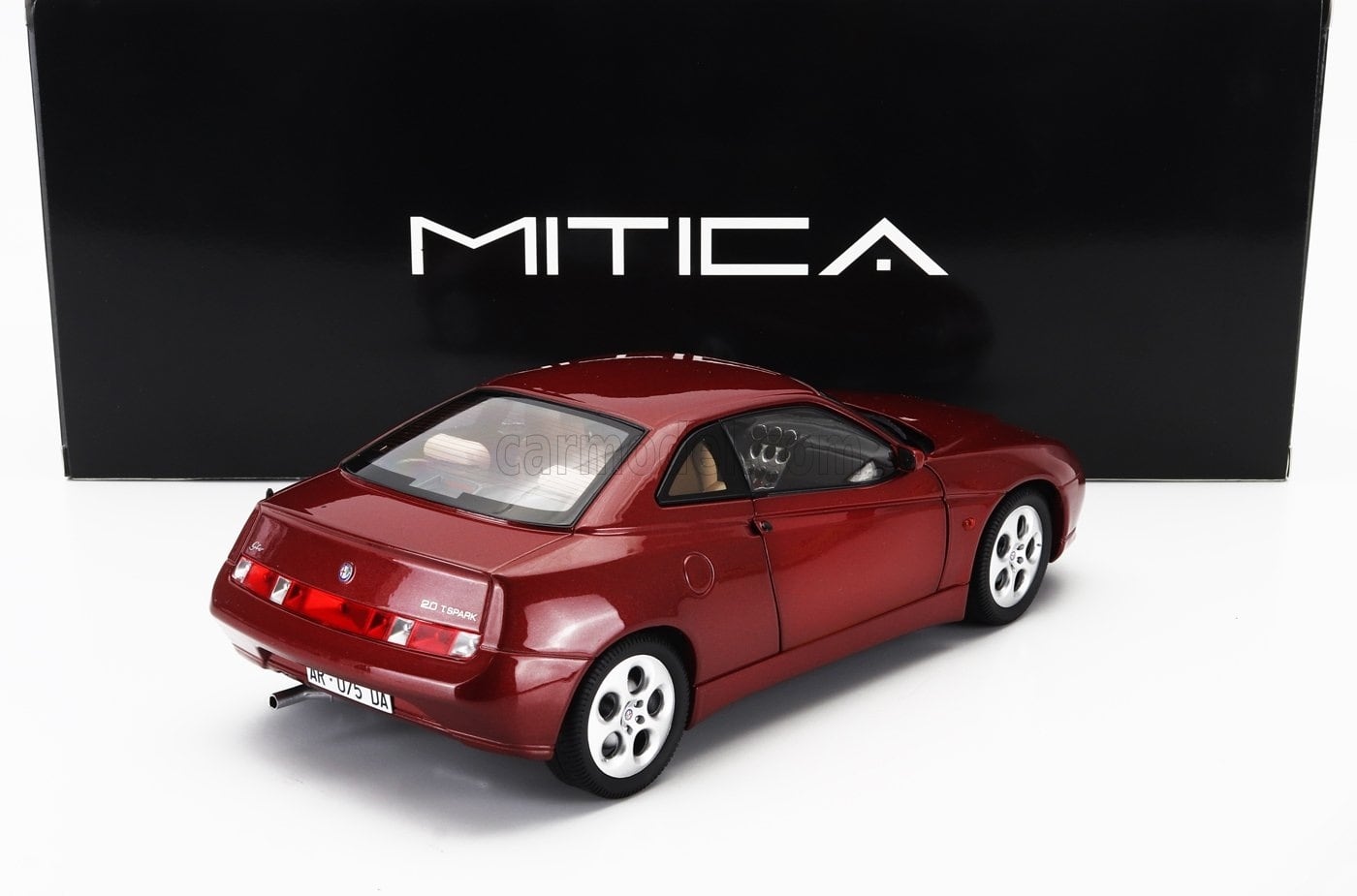 ミニカー 1/18 アルファロメオ GTV MITICA-DIECAST 1/18 ALFA ROMEO