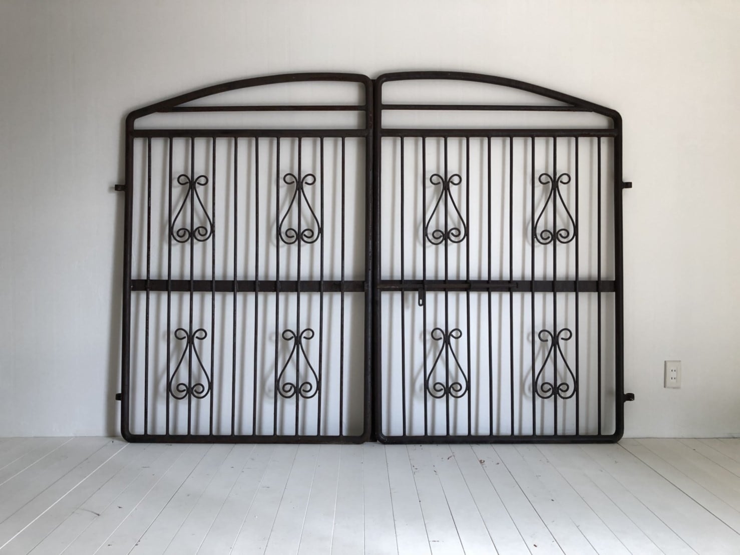 門      /古家具 アイアンフェンス