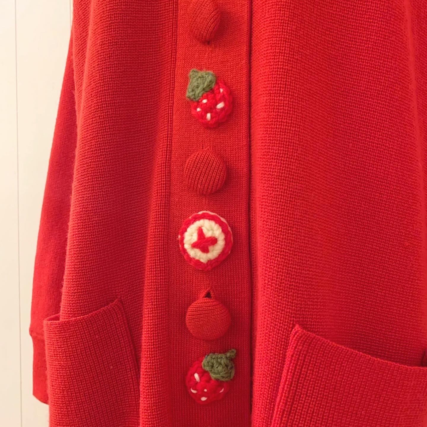 remake : strawberry button long knit cardigan