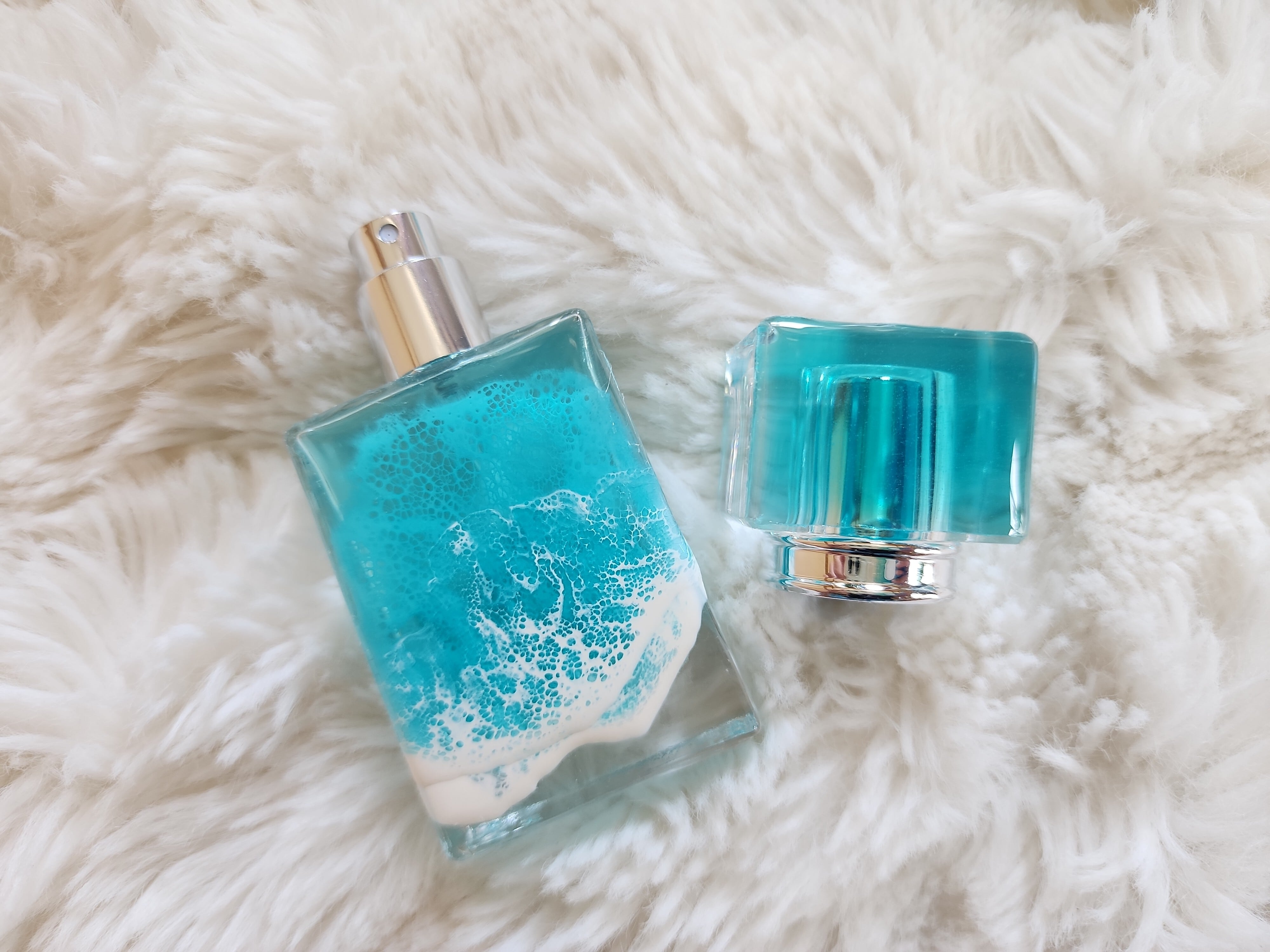 476.オーシャンレジンアート ガラス製アトマイザー(蓋まで海)