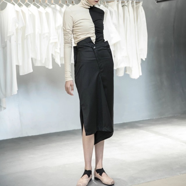 Bi color ruched turtleneck top C1286