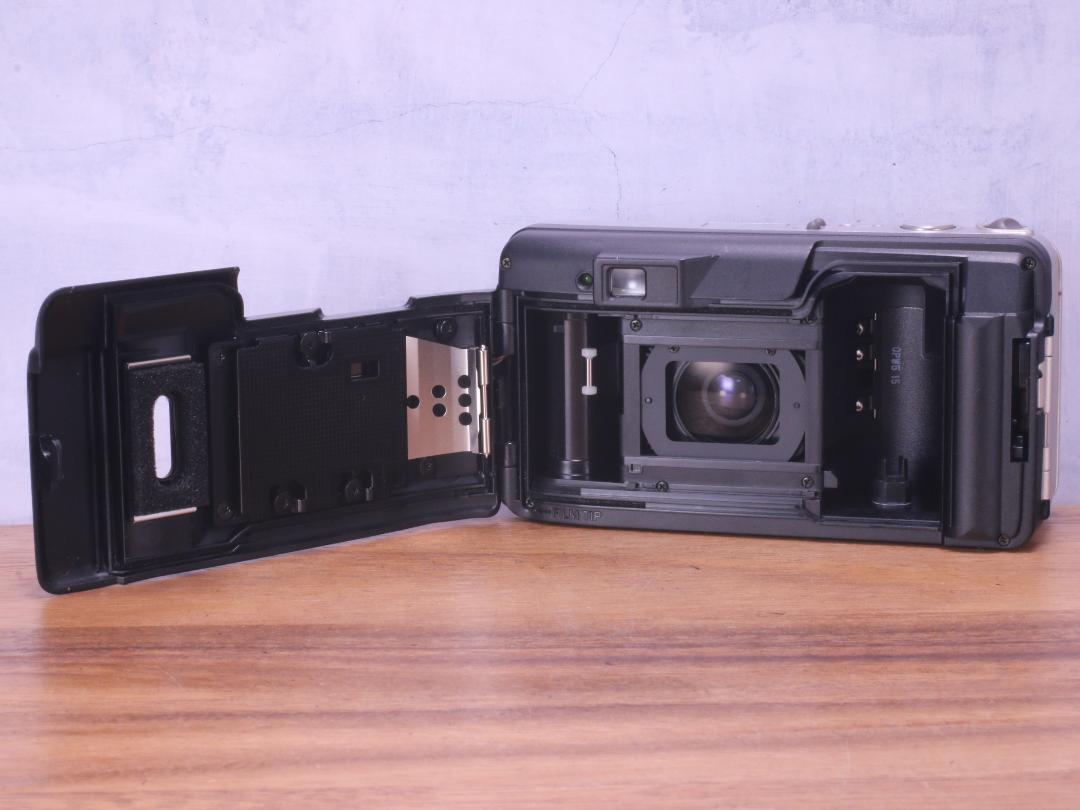 OLYMPUS SUPERZOOM 70G | Totte Me Camera