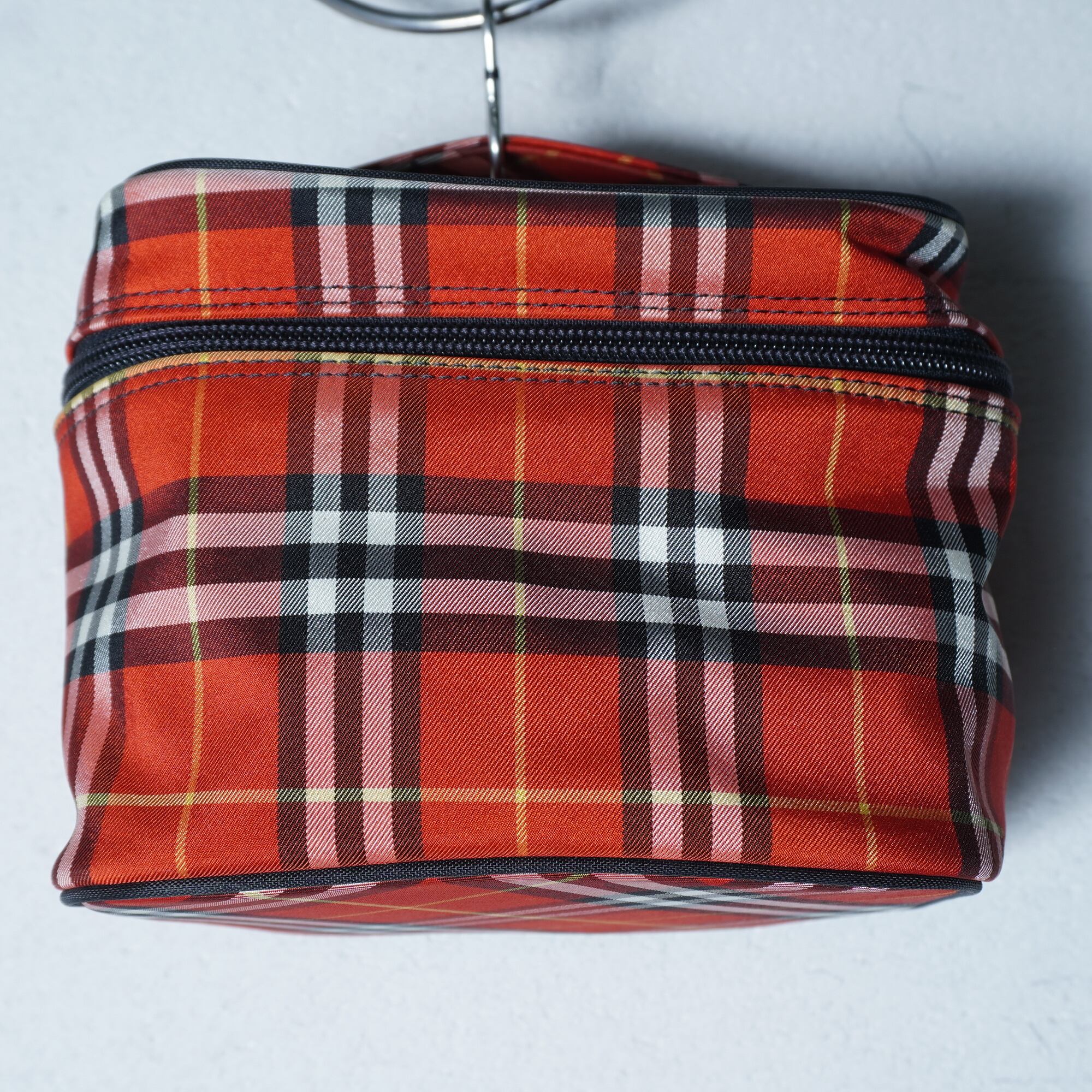 BURBERRY】バーバリー ロゴジップ バニティ チェック柄ポーチバッグ