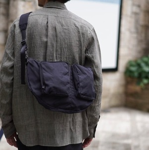 AMIACALVA(アミアカルヴァ) /Gabardine Body bag -BLK-(F009)