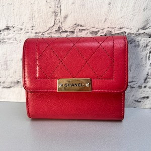 【最終処分SALE】CHANEL シャネル マトラッセ  レザー 三つ折り財布 ピンク A-11943