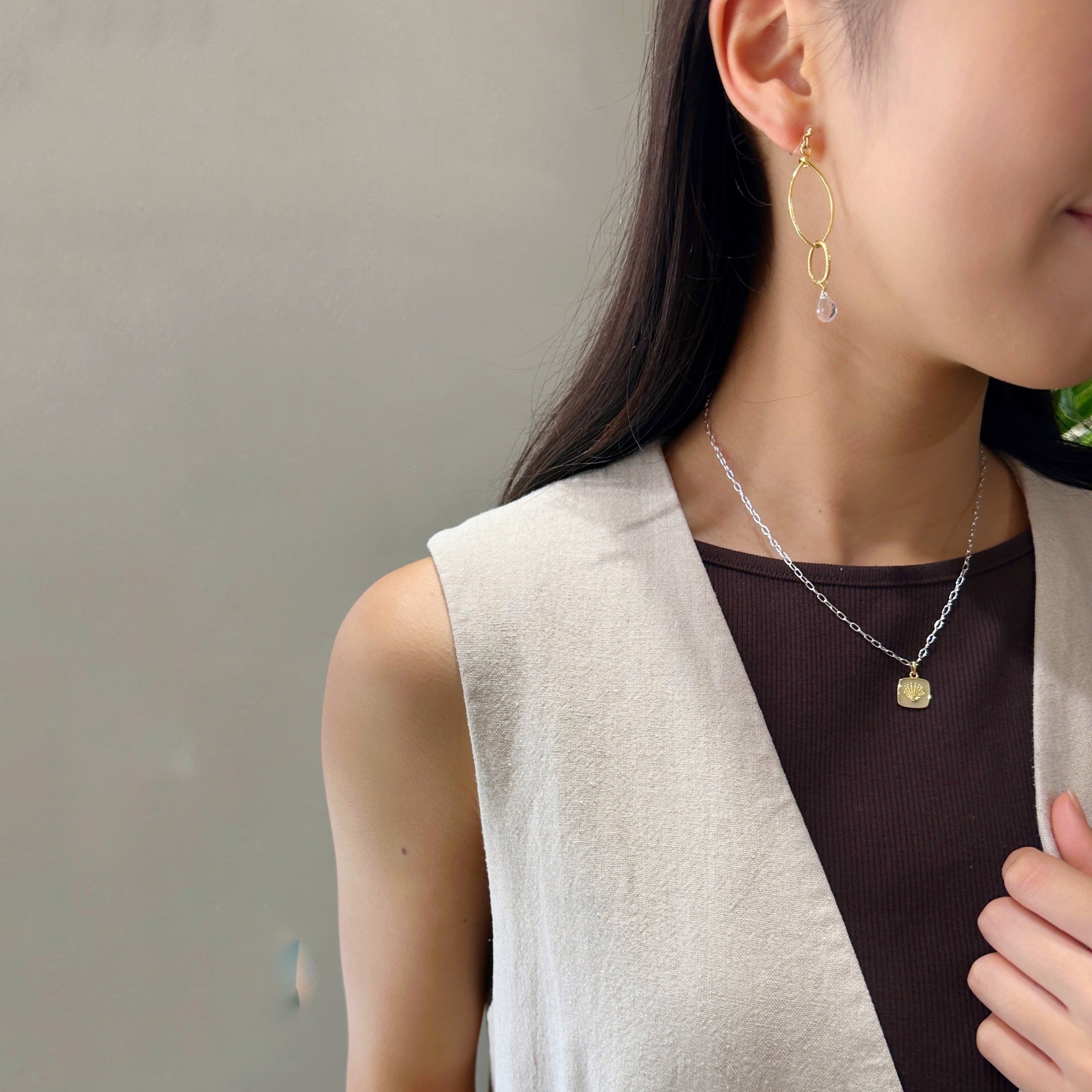 Gold Coating ダブルチェーン 重ね付け スクエア プレート Gold Coating ダブルチェーン 重ね付け スクエア プレート