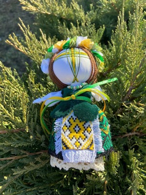 UA.Designer手作りモタンカ 14cm（ウクライナの御守り）スタンド付き