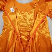 フラダンス 衣装 ワンピース ドレス Makalani オレンジ系 日本製 ワンカラー 五分袖 光沢感 無地 シンプル 高級感 上品 かわいい 鮮やか 華やか 明るい ハワイアン アロハ フラ ダンス レッスン 練習 ドレッシー 軽やか