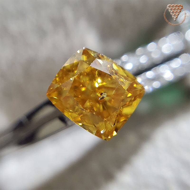 0.503 ct Fancy Vivid Orange Yellow SI2 CGL 天然 オレンジ イエロー ...