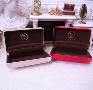 リナレディー正規オリジナル【いつも一緒のロイヤルジュエリーケース】(シャンパンゴールド / ルビーレッド)