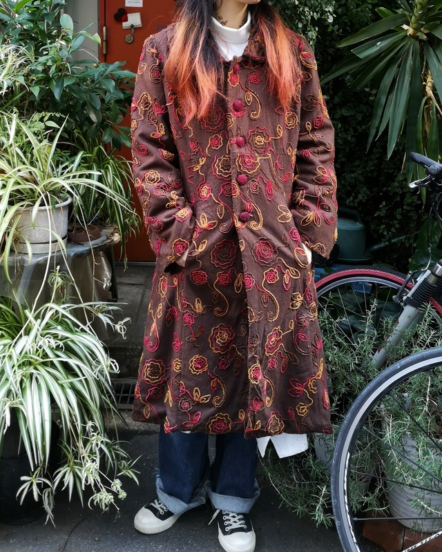 手刺繍 long coat