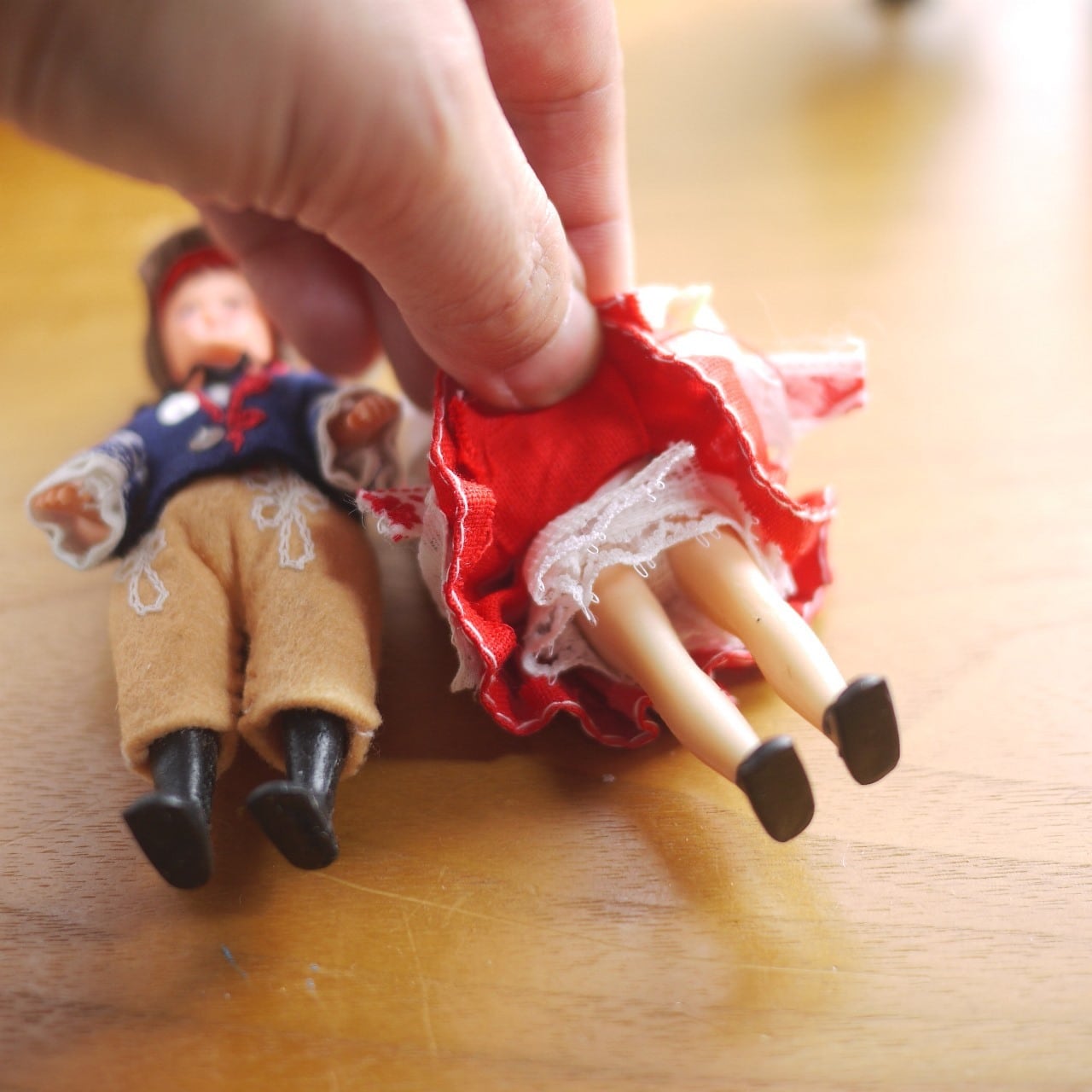 民族衣装ペア人形 チェコ | こりすのパン屋Base店 （世界の蚤の市