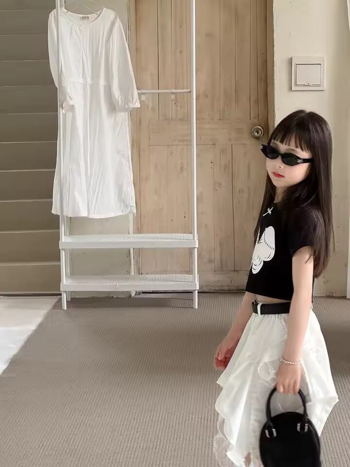 ベルト付きサイドロングスカート