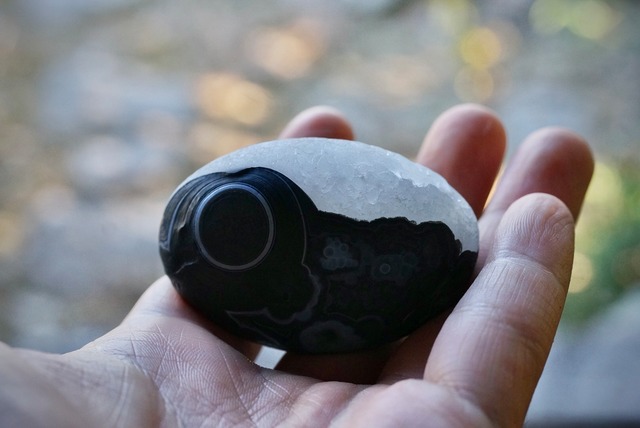 ゴビアゲート Gobi Desert Eye Agate 612