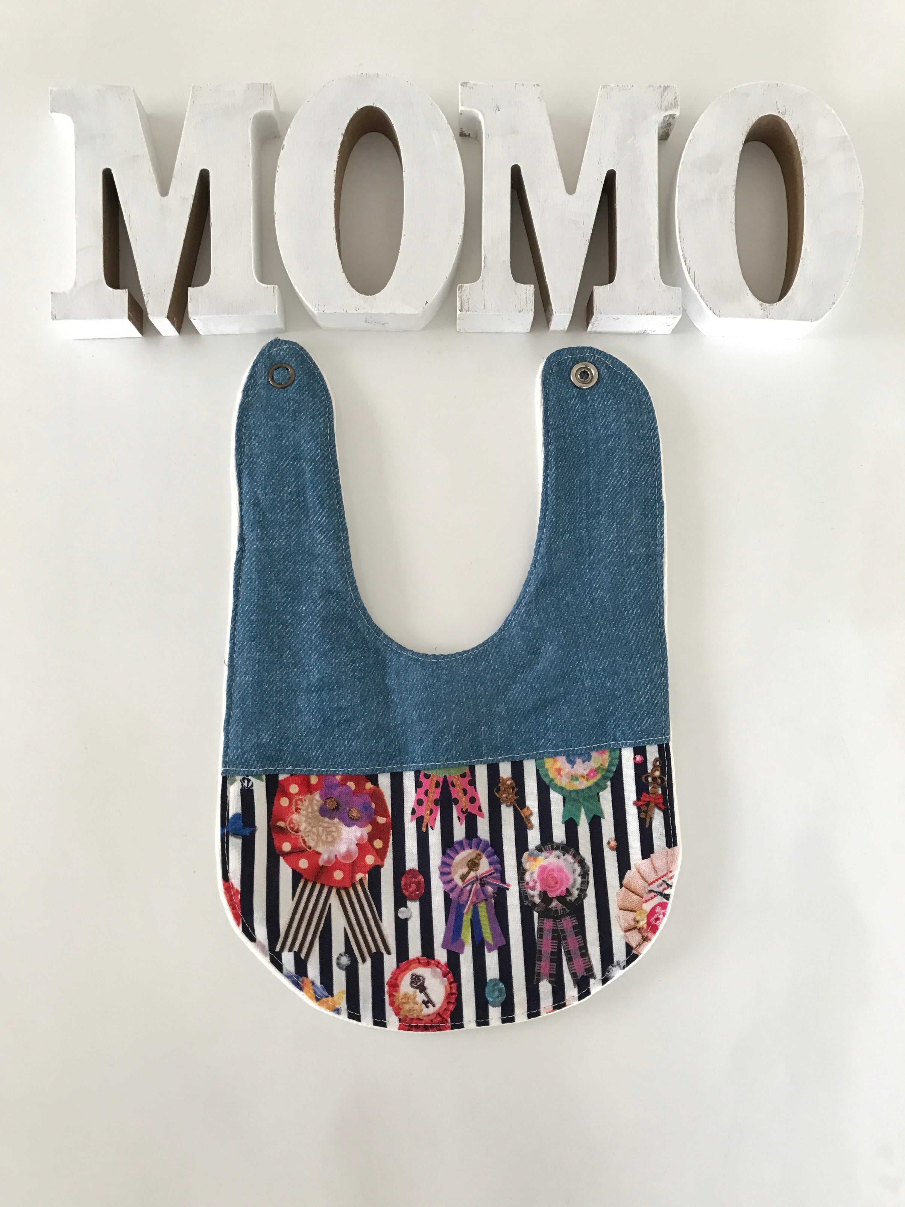 ハンドメイドスタイ　オーダースタイ　momo様 ロゼット柄とデニムのスタイ | ちょっとおしゃれなスタイのお店 MOMO