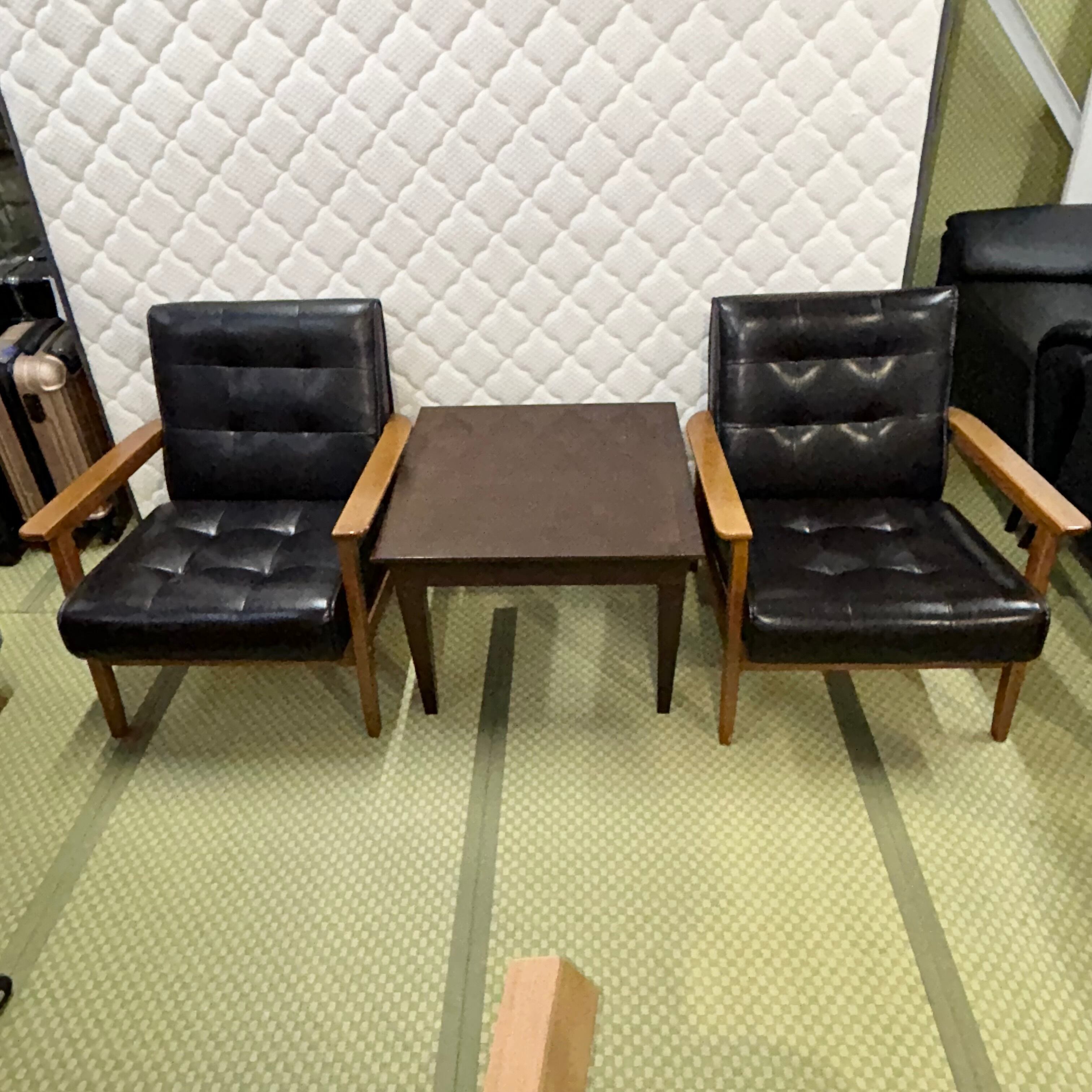 美品！カリモク　2人掛けソファ　ミッドセンチュリー風　送料込！ 美品！カリモク 2人掛けソファ ミッドセンチュリー風 送料込！ 楽天