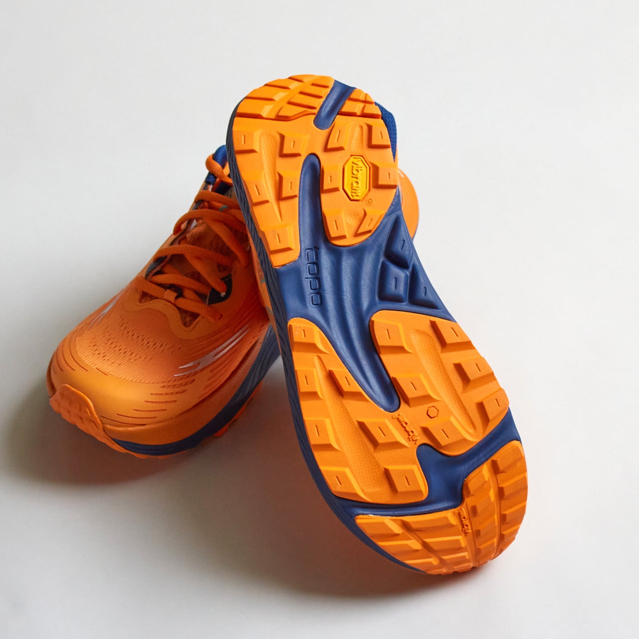 Topo Athletic（トポ アスレチック）M ULTRAVENTURE 5（ウルトラ