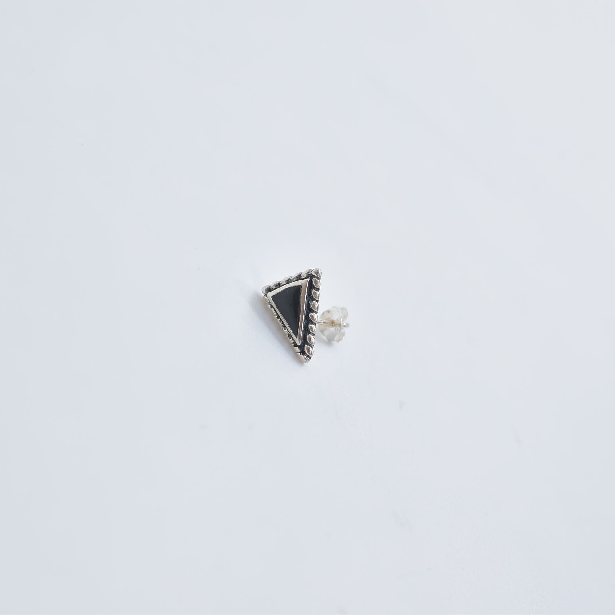 シルバー925 トライアングルデザイン スタッド ピアス silver pierce
