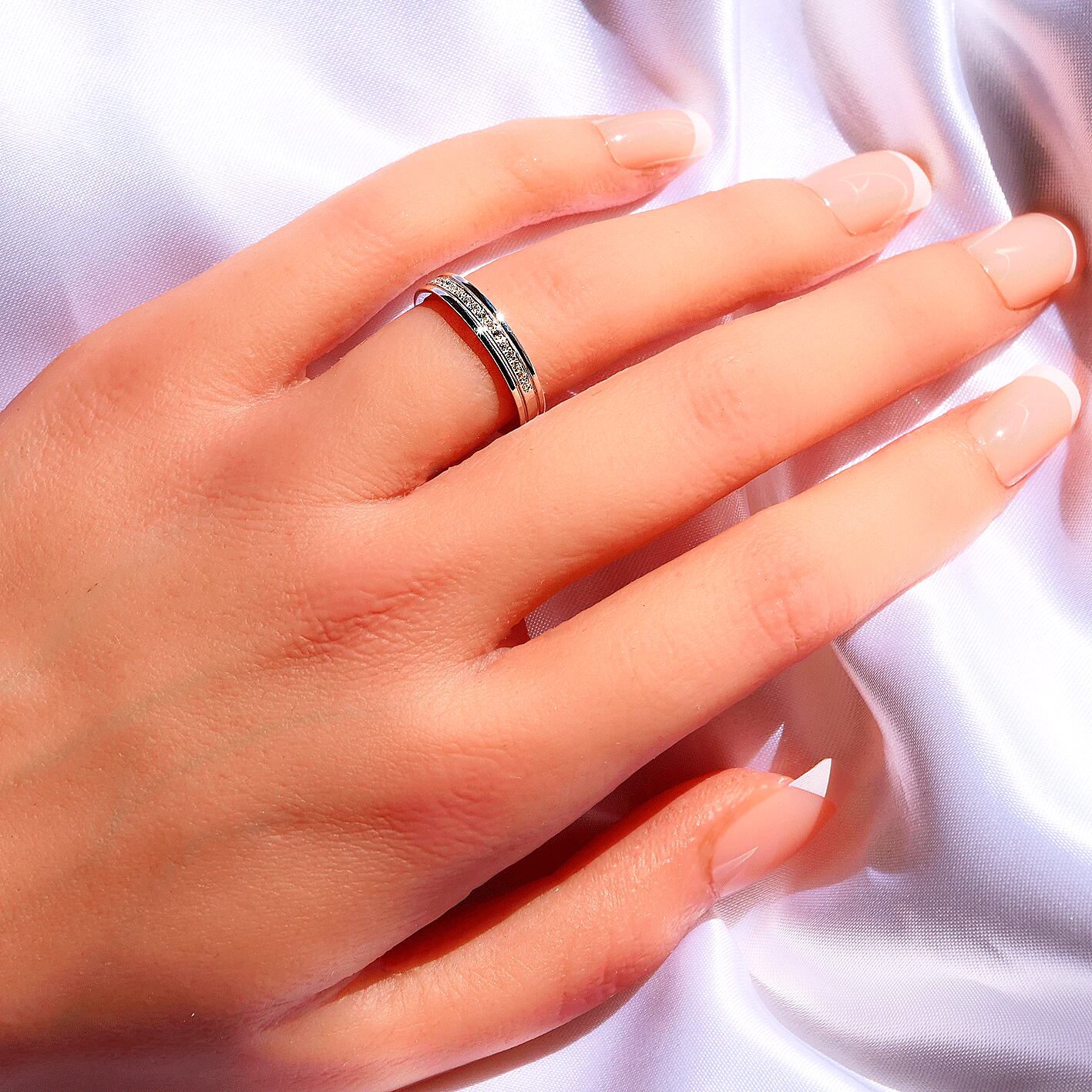 【18金 プラチナ マリッジリング 結婚指輪】K18 Pt950 天然ダイヤモンド 結婚指輪  マリッジリング ペアリング シリーズ023