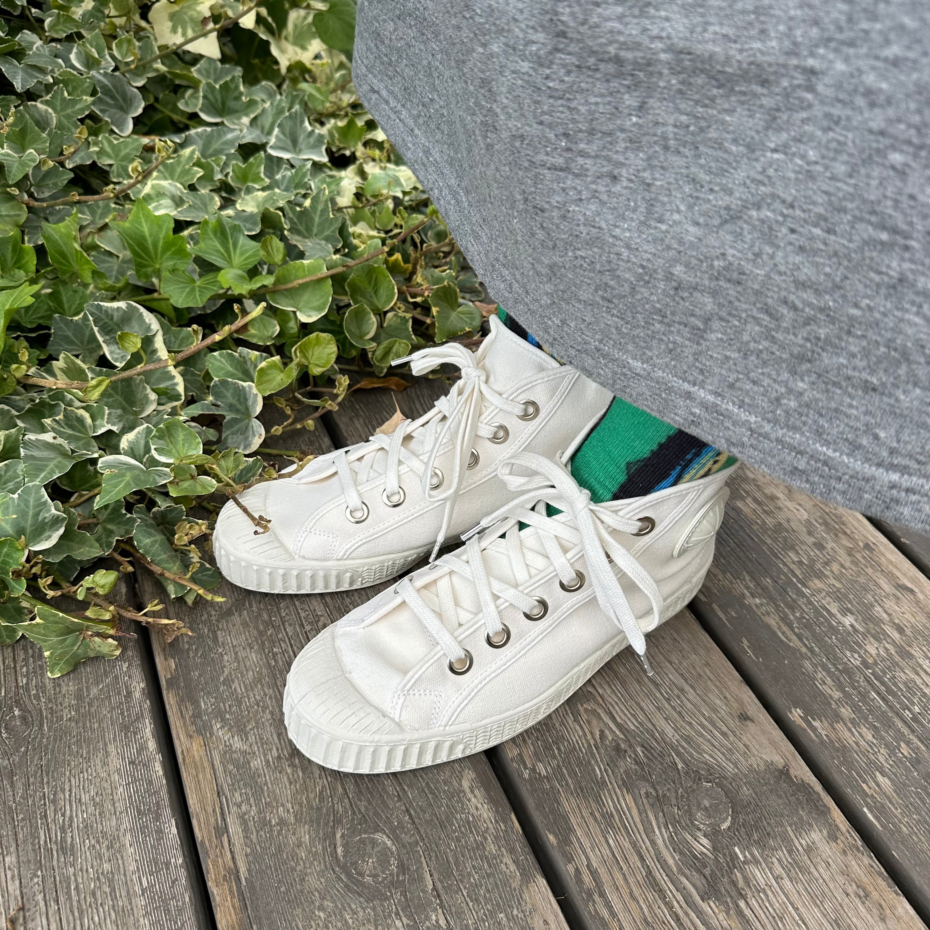 VANEK ハイカットキャンバススニーカー(White）<スロバキア製>/250