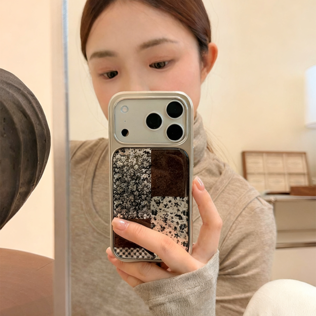 kai花模様のパッチワークiPhoneケース