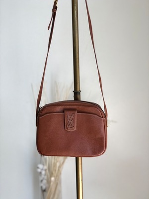 Yves Saint Laurent イヴ・サンローラン ショルダーバッグ ブラウン  