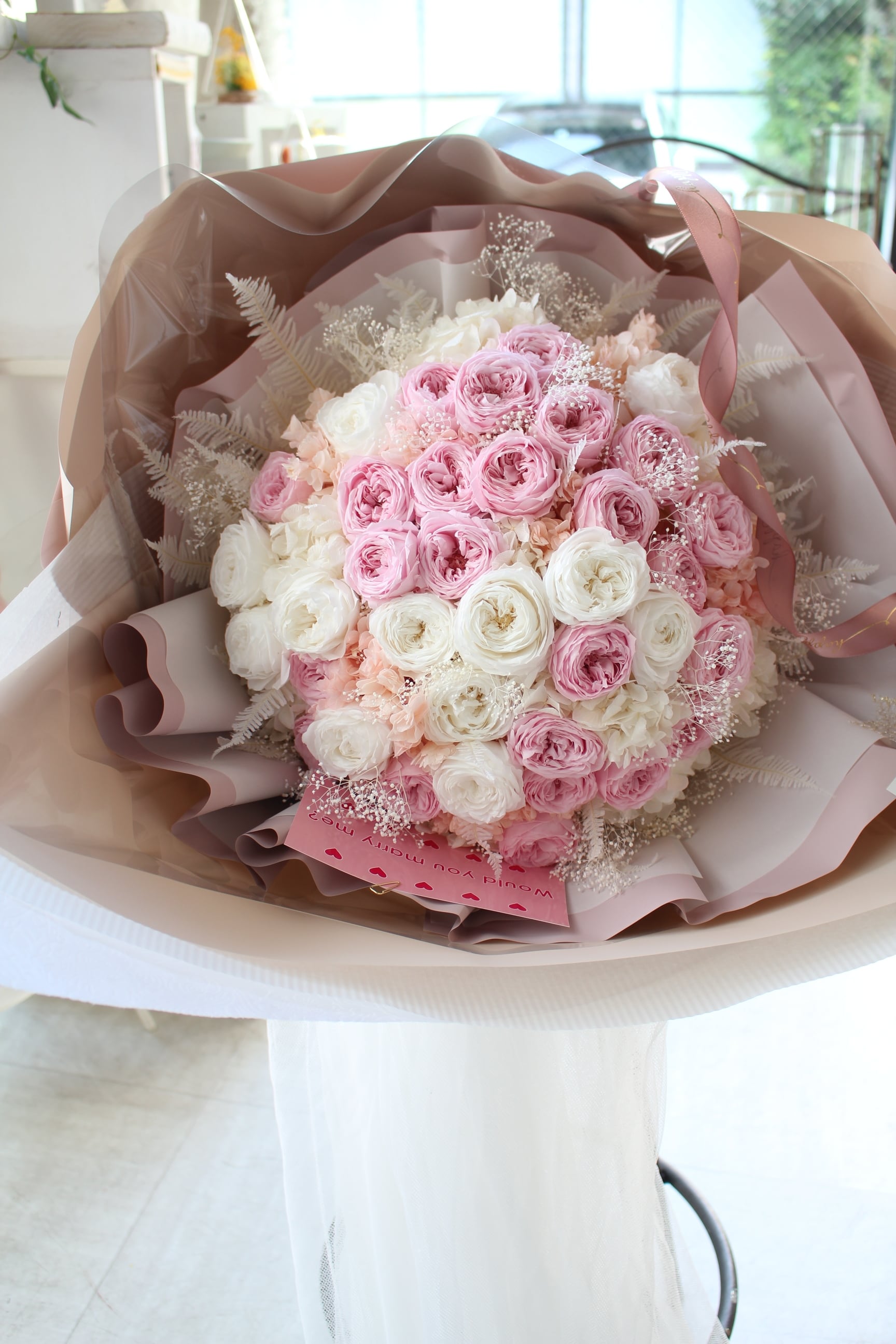 バラとアジサイのボリューム花束 | 福岡のプリザーブドフラワー専門店