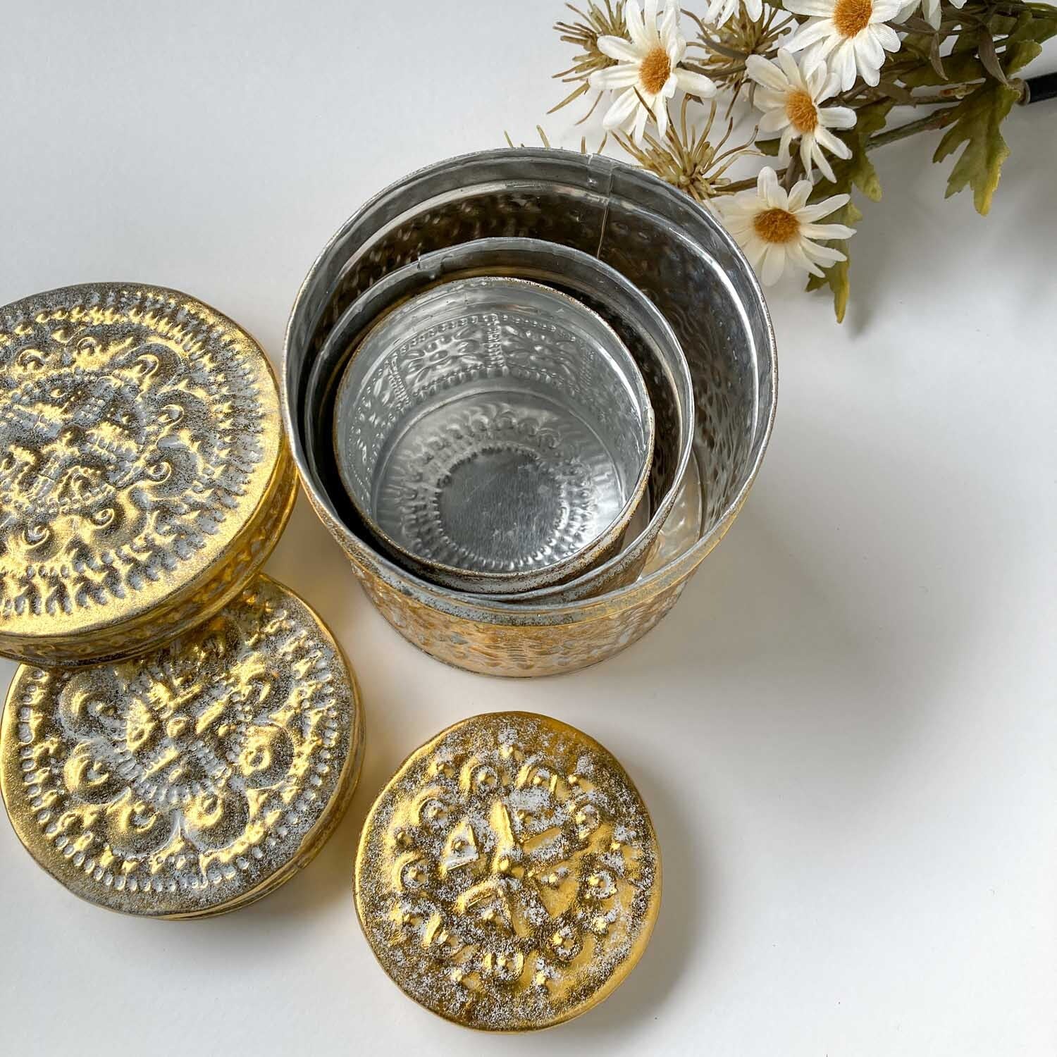 イミテーションアクセサリー　訳ありA4サイズ 1袋分 円柱アルミケースM（80mm/ゴールドホワイトウォッシュ） | Dua