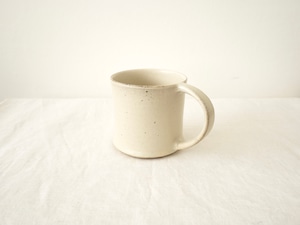 寺田昭洋 3. マグ(白)