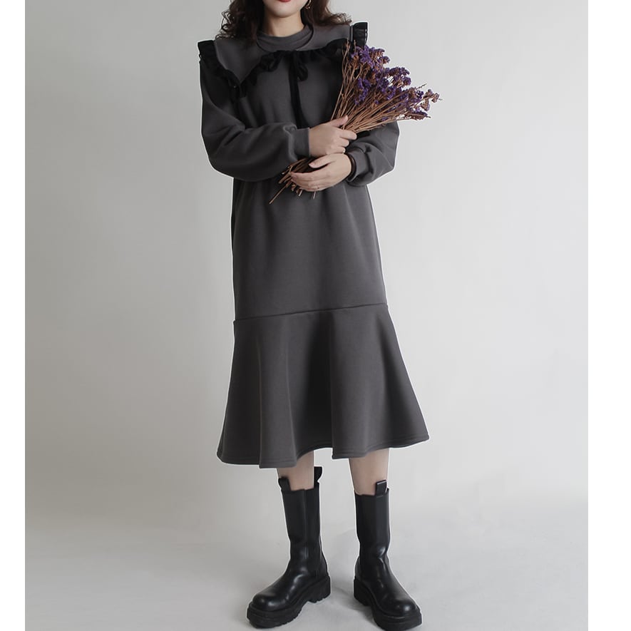 Fish tail big collar one piece*S-228