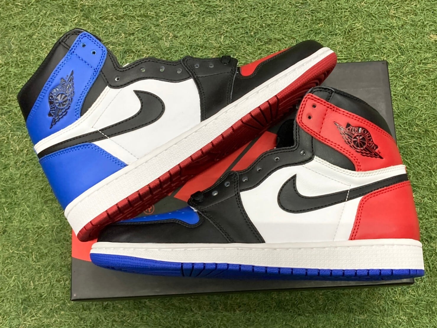 AIR  JORDAN 1 RETRO HIGH OG TOP3