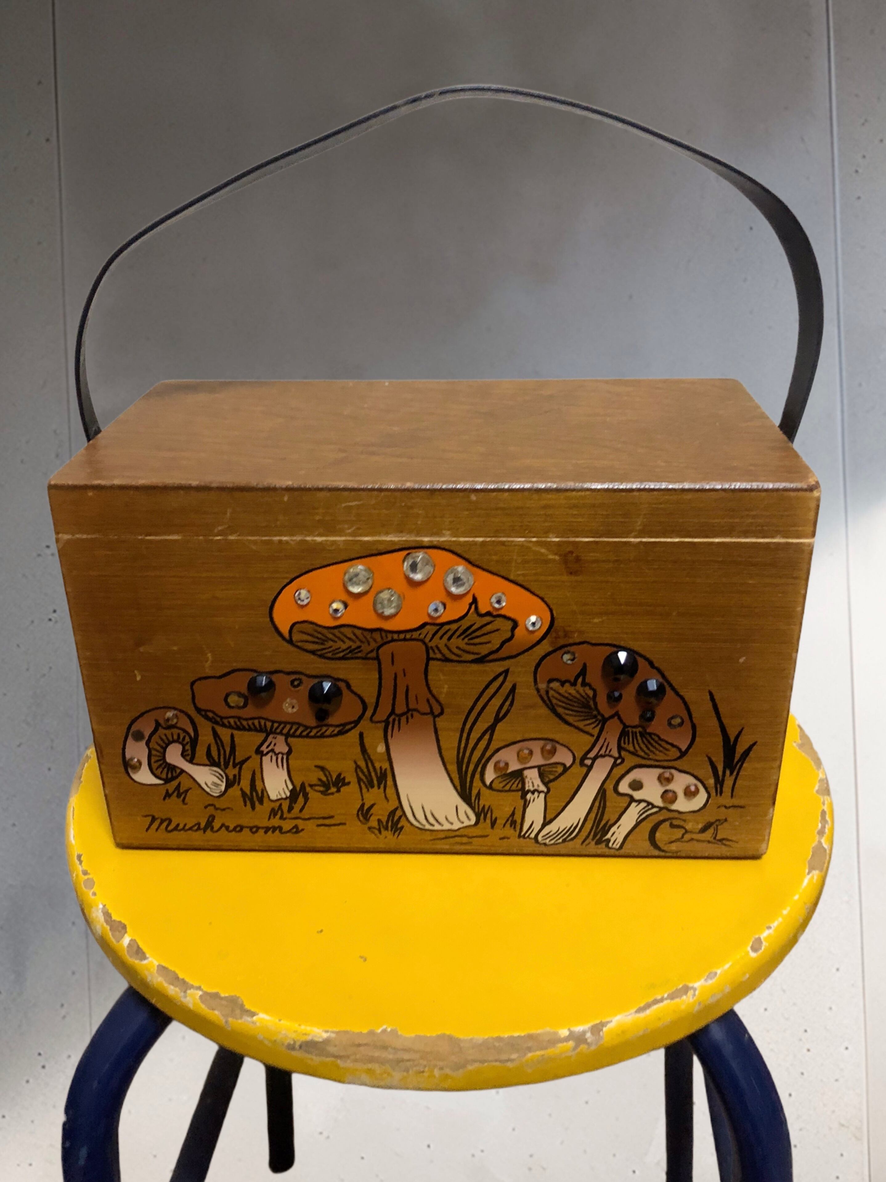 Enid Collins ヴィンテージ ビジューバッグmushrooms きのこ 再入荷 