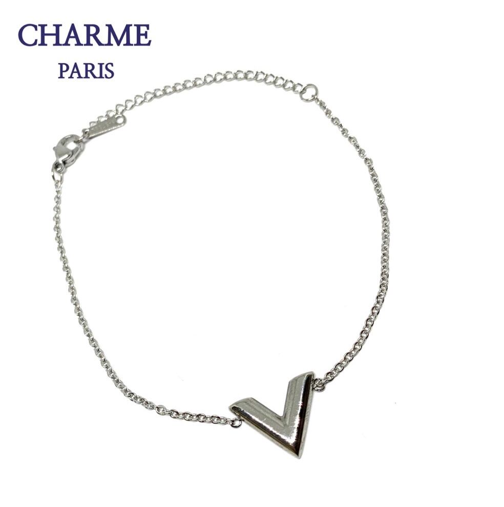 silver V bracelet