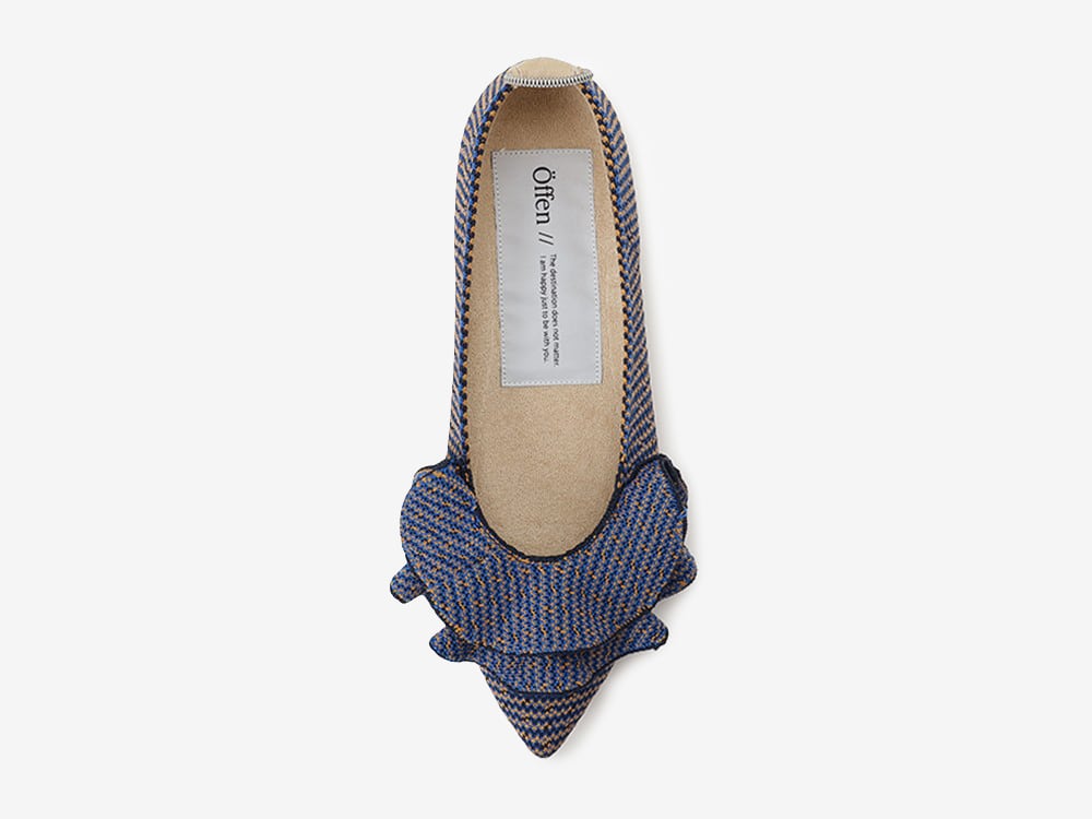pointed-FRIN / BLUE & BEIGE | Offen