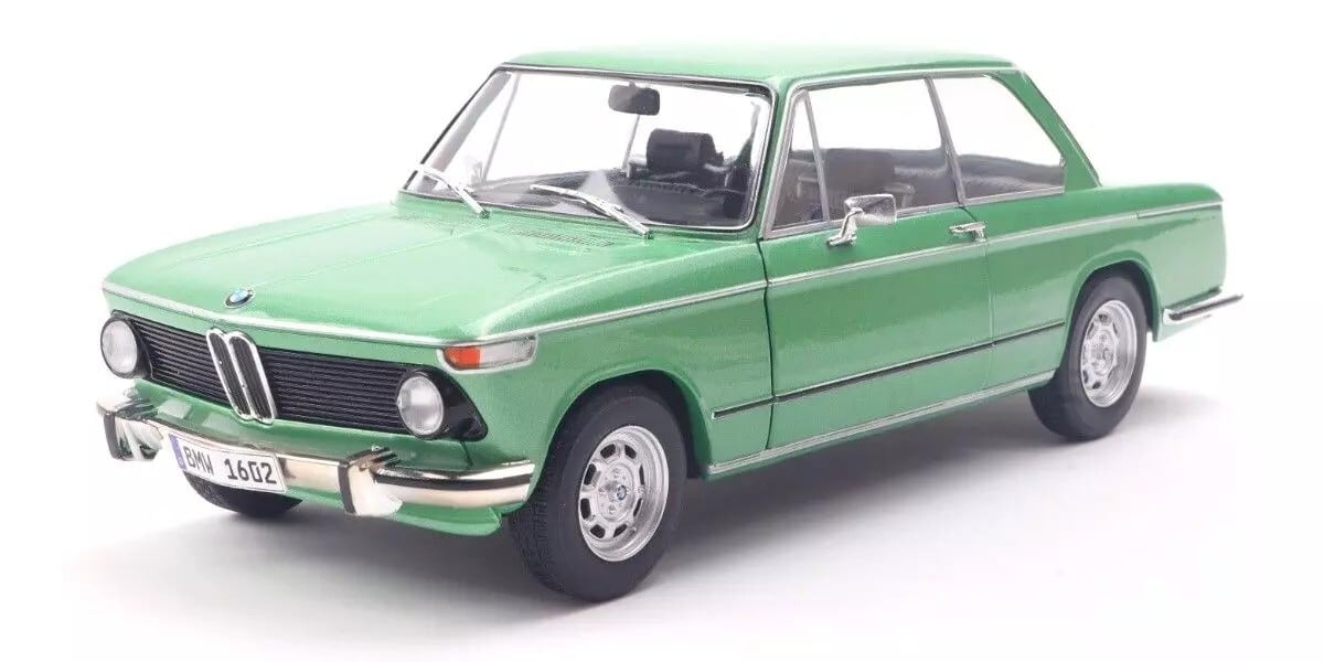 1/18 BMW 530Li ホワイト ダイキャスト製ミニカー | PAINZ SHOP パイン