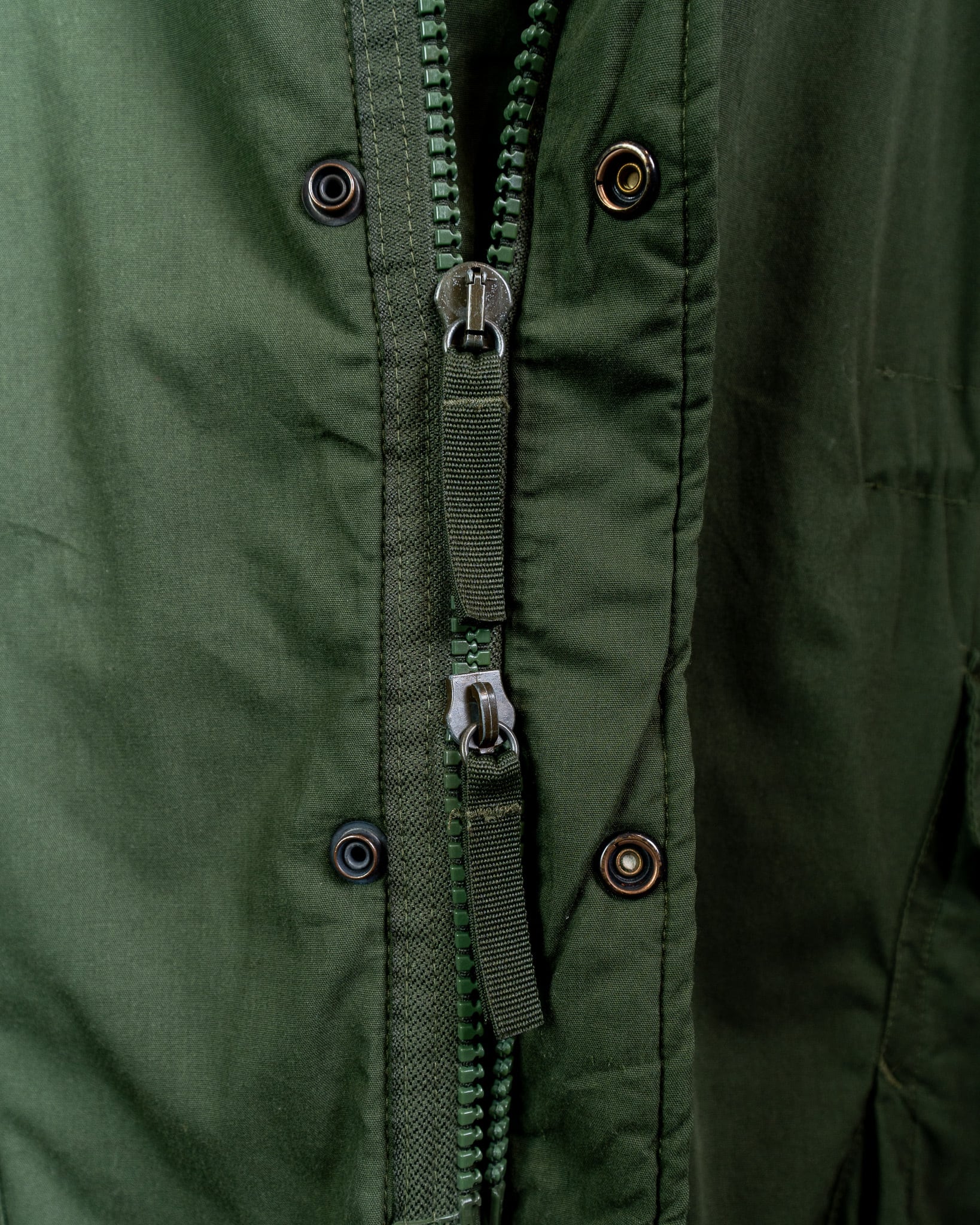 180/75】Swedish Army M-90 Cold Weather Parka Late model 180/75】Swedish Army M-90 Cold Weather Parka Late model