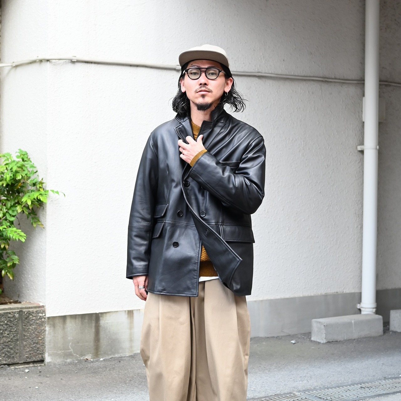 CCU(シーシーユー) レザー、YASHIKI(ヤシキ）ニットコーディネート