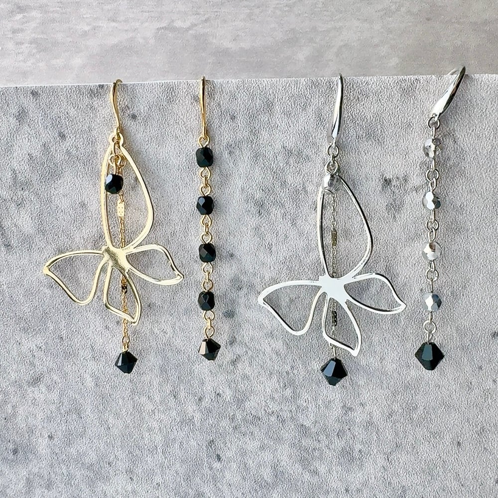 メタリックバタフライ×ビーズ アシンメトリーイヤリング・ピアス