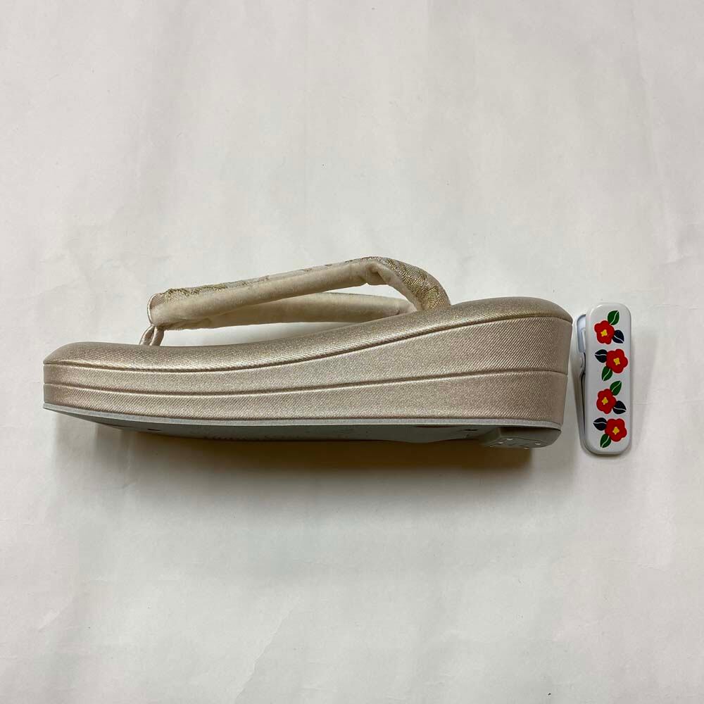 礼装用 草履 シルバー ゴールド 白 日本製 留袖 訪問着 付け下げ  