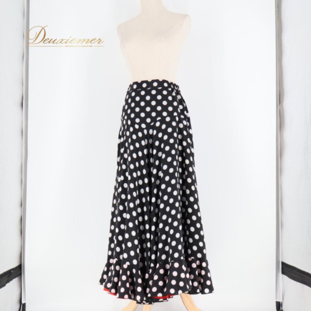 フラメンコ 衣装 ファルダ スカート ブラック系 ホワイト系 レッド系 プリマブティック prima boutique 黒 白 赤 水玉 ドット パーティ 発表会 ダンス レッスン 練習着 フラメンコ用スカート ドット柄 ファッション かわいい ダンス衣装 ステージ衣装 発表会衣装 レッスン着